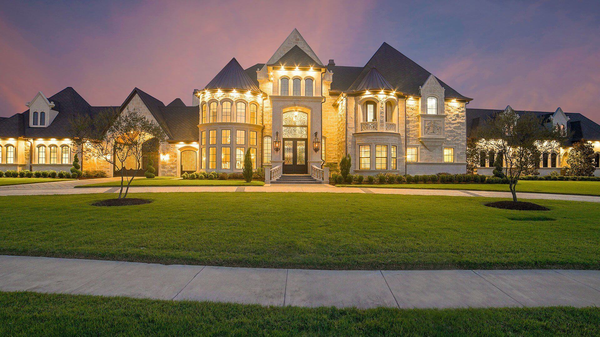 Luxury villa in Dal lake.